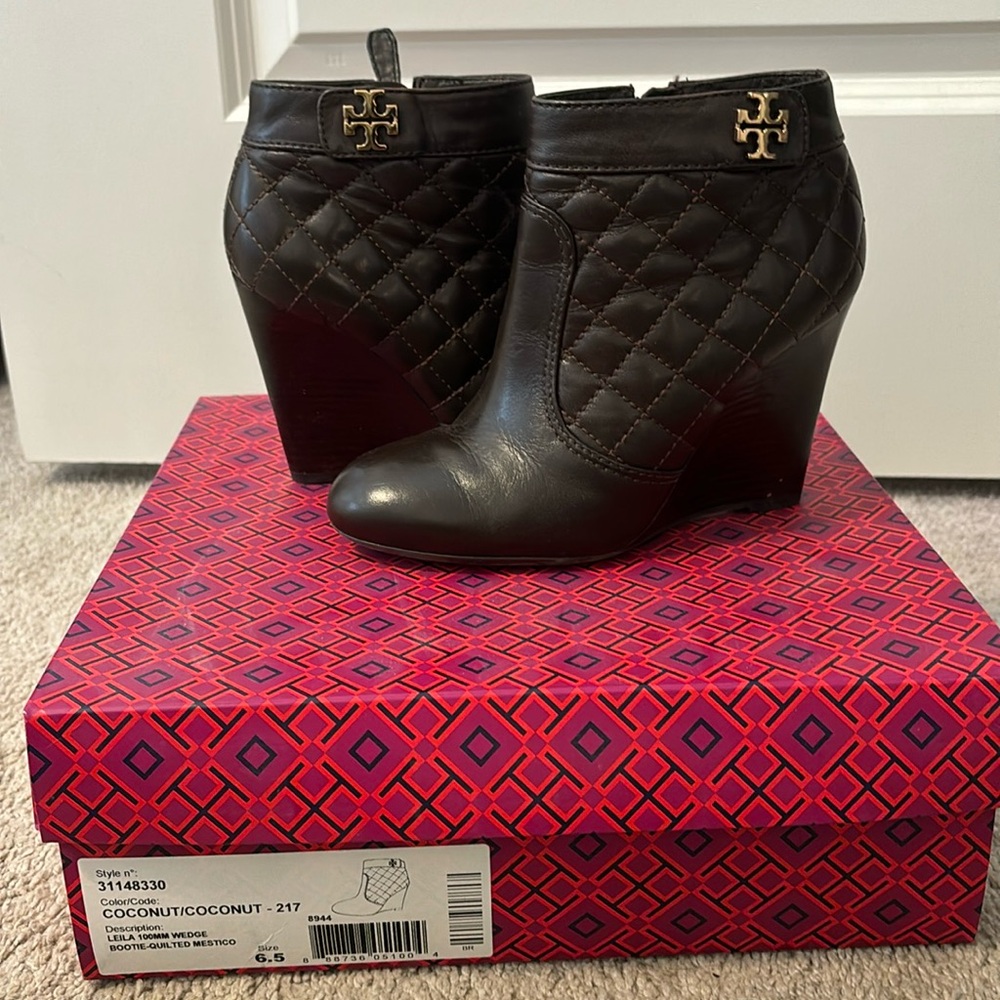 Tory Burch Leila Wedge Bootie- size -6.5- color- coconut